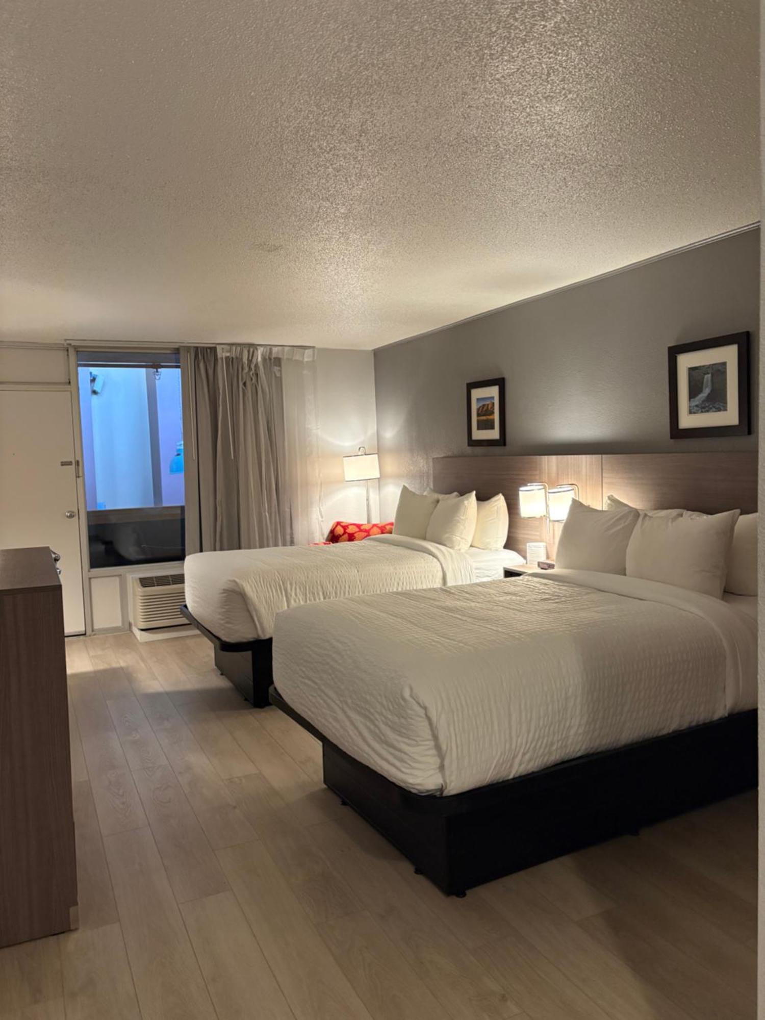 Clarion Inn & Suites And Convention Center Kearney Exteriér fotografie