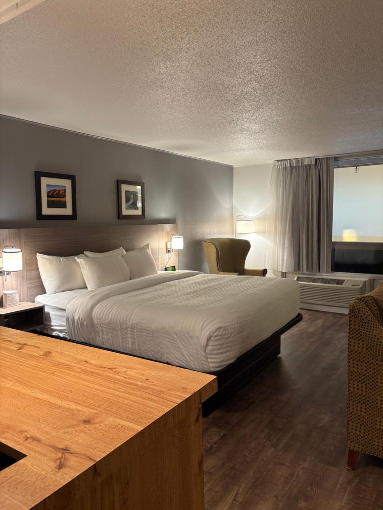 Clarion Inn & Suites And Convention Center Kearney Exteriér fotografie
