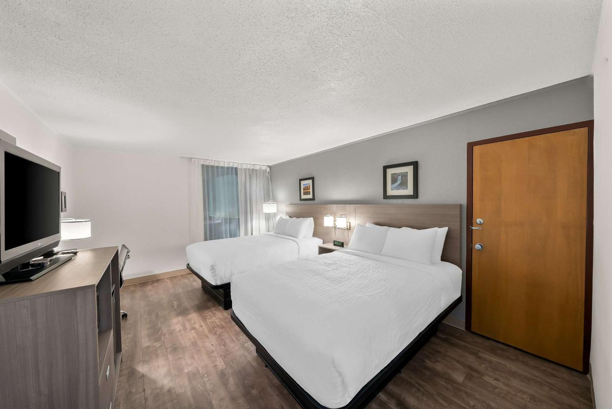 Clarion Inn & Suites And Convention Center Kearney Exteriér fotografie